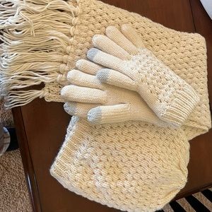 Matching hat, scarf and gloves